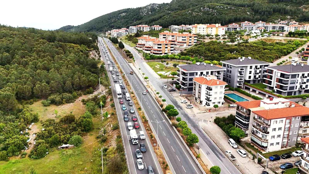 Bayram tatilinin adresi Muğla: Oteller dolu, yollar kilit