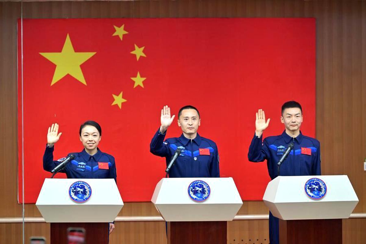 Shenzhou-23 Uçuşu İçin Astronotlar Tanıtıldı