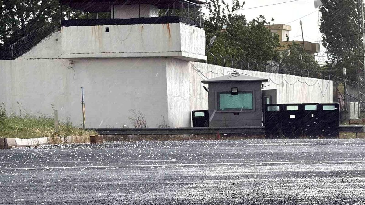 Diyarbakır\'da Dolu ve Sağanak Yağış