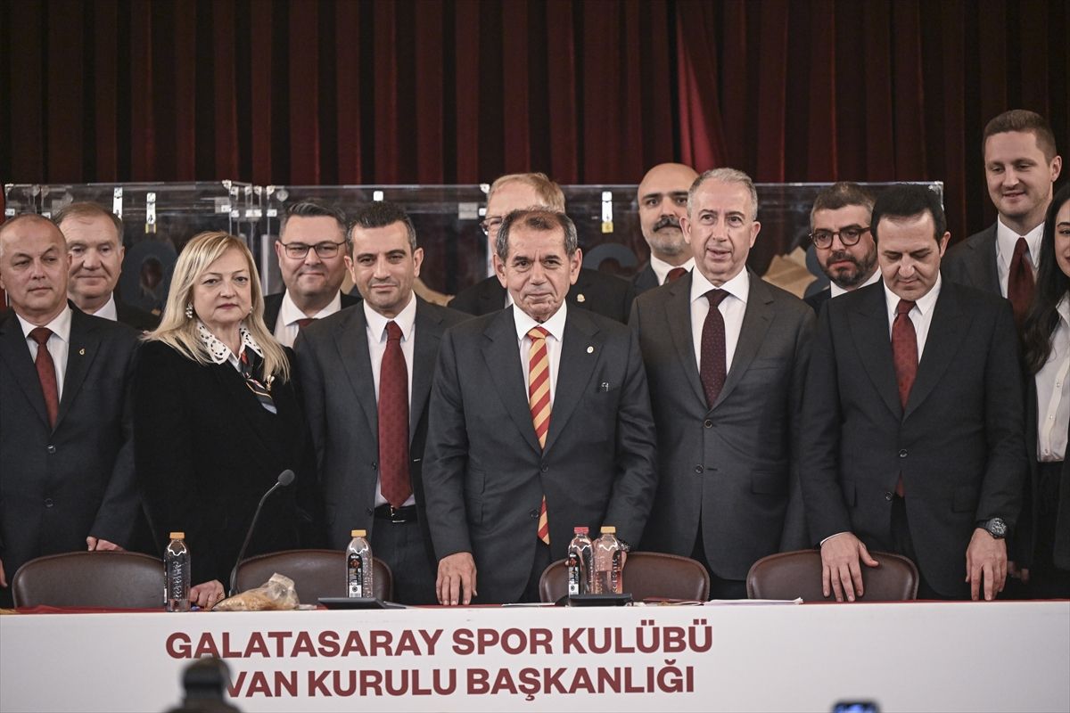Dursun Özbek, Galatasaray Başkanlığını Kazandı