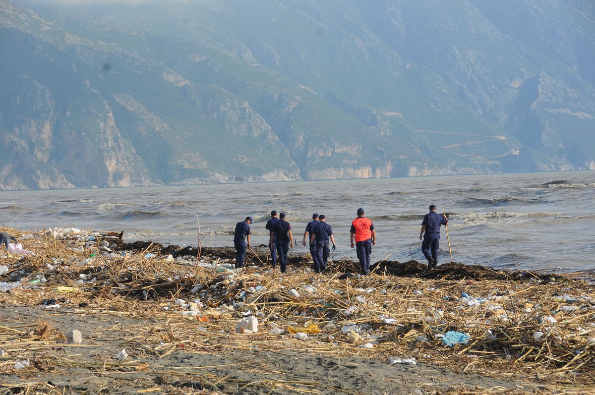 Hatay\'da Sel Felaketi: 4 Ölü, Arama Devam Ediyor