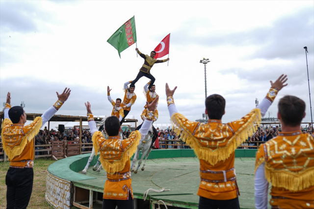 İstanbul'da 8. Etnospor Kültür Festivali coşkusu