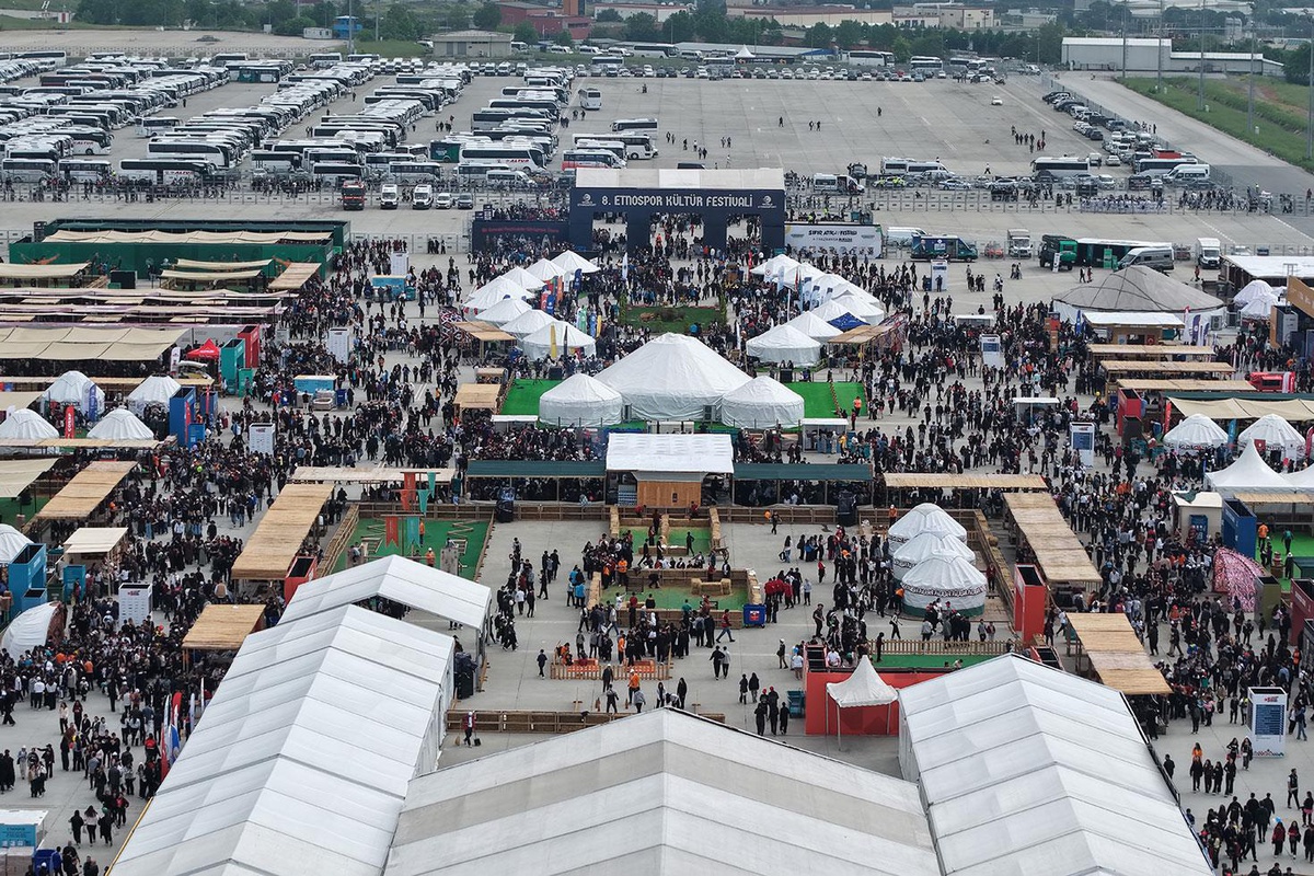 İstanbul'da 8. Etnospor Kültür Festivali coşkusu