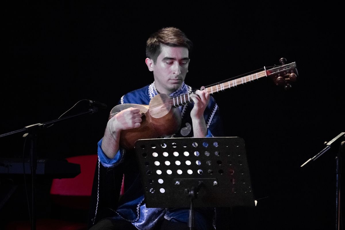 Kars\'ta Azerbaycan Bağımsızlık Günü Kutlaması