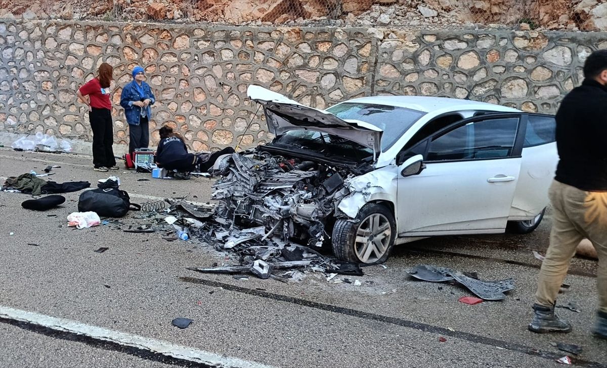 Malatya\'da Trafik Kazası: 8 Yaralı
