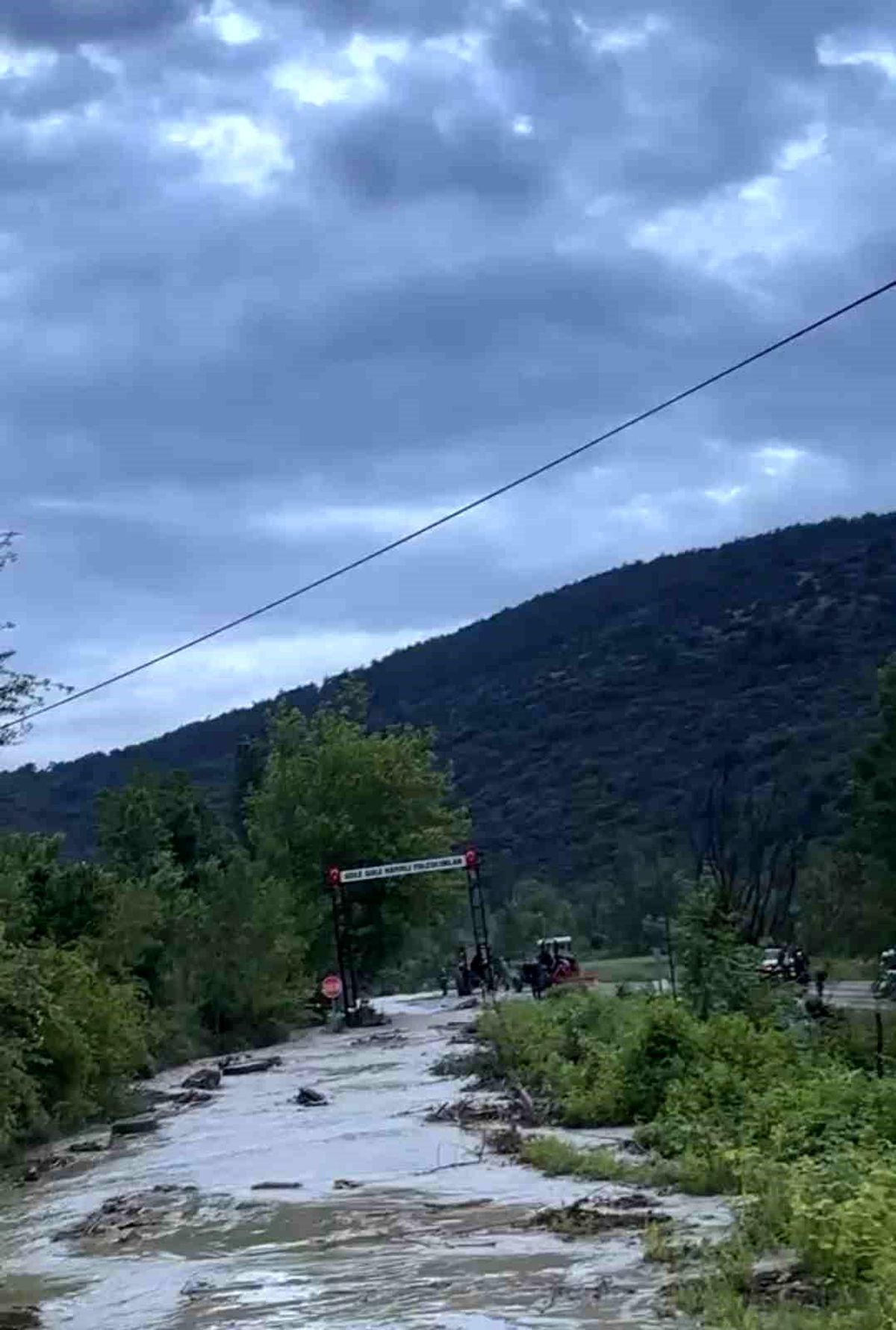 Tokat\'ta Sağanak Sele Neden Oldu