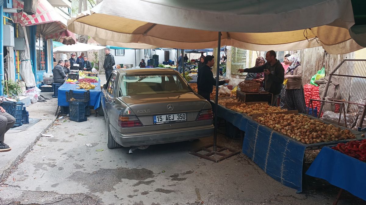 Alkollü Sürücü Semt Pazarında Yakalandı