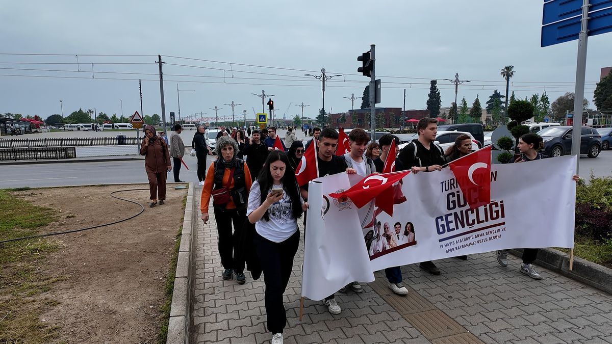 Samsun\'da Dağcılık Yürüyüşü Başladı
