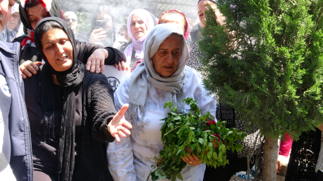 Selde evladını kaybeden annenin feryadı yürek yaktı: Sana gitme dedim