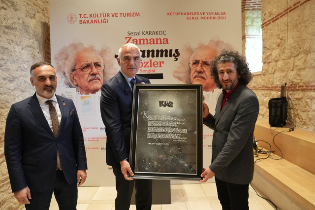 Sezai Karakoç'un gizli arşivi ilk kez ortaya çıktı