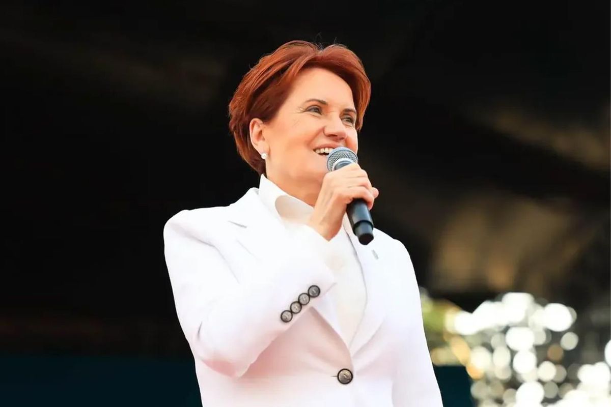 Siyaseti bırakan Meral Akşener\'den uzun süre sonra ilk fotoğraf: Yeni imajı dikkat çekti