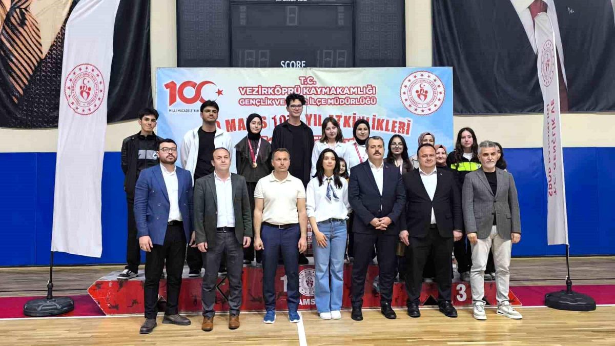 Vezirköprü\'de Münazara Yarışması Düzenlendi