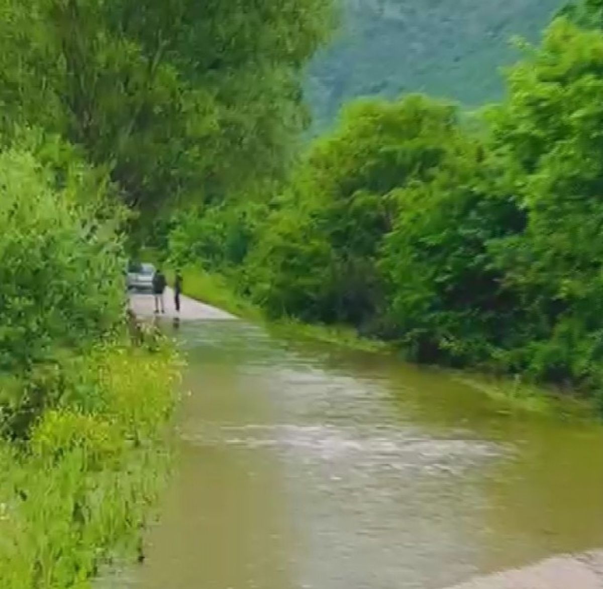 Amasya\'da Taşkın Yolunu Kapatmıştı