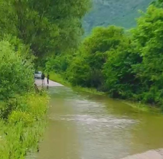 Amasya'da Taşkın Yolunu Kapatmıştı