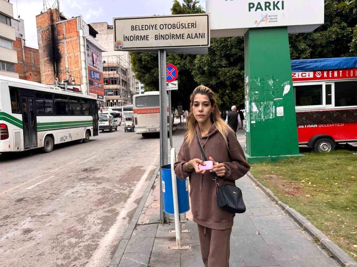 Adana\'da ulaşım fiyatlarına tepki: "Dört kişilik aile yolculuk edemez hale geldi"