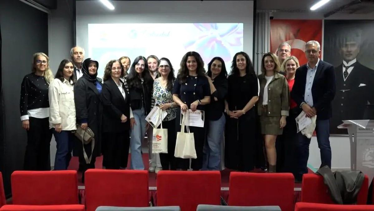 Atakum\'da \'Değişen Dünyada Aile Olmak\' konulu seminer