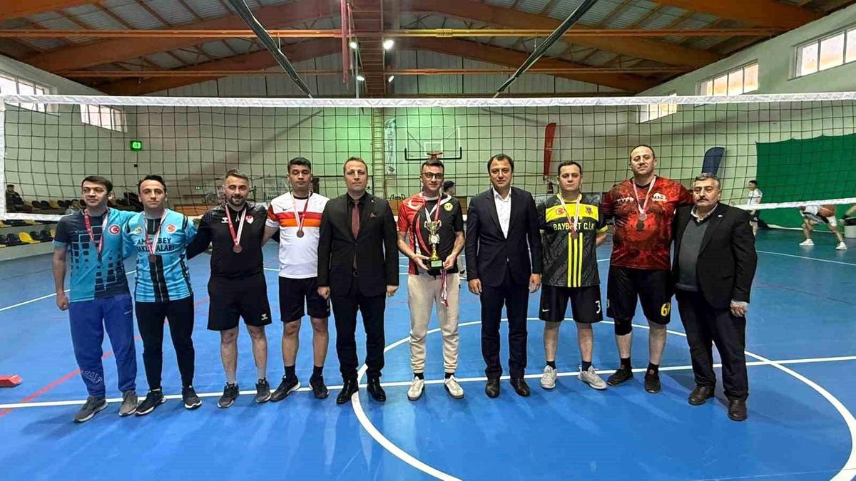 Aydıntepe Voleybol Turnuvası Bitti