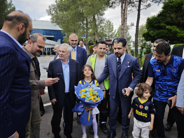 Aziz Yıldırım seçim çalışmaları kapsamında Şanlıurfa’ya geldi