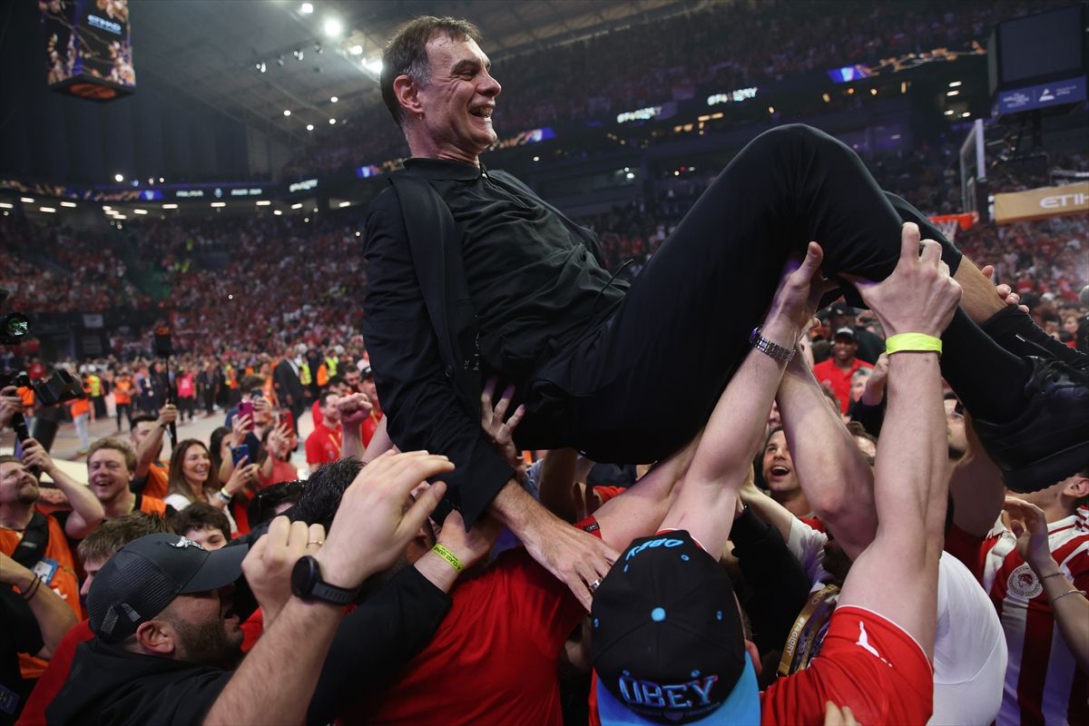 Olympiakos EuroLeague Şampiyonu