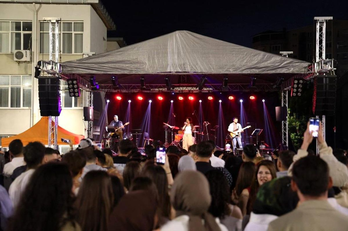 Bülent Ecevit Üniversitesi\'nde Müzik Dolu Festival