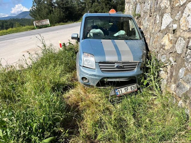 Osmaneli'de Trafik Kazası: 1 Yaralı