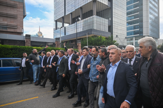 CHP'de kritik telefon görüşmesi! Kılıçdaroğlu ve Özel'in heyetleri 14.00'te bir araya gelecek