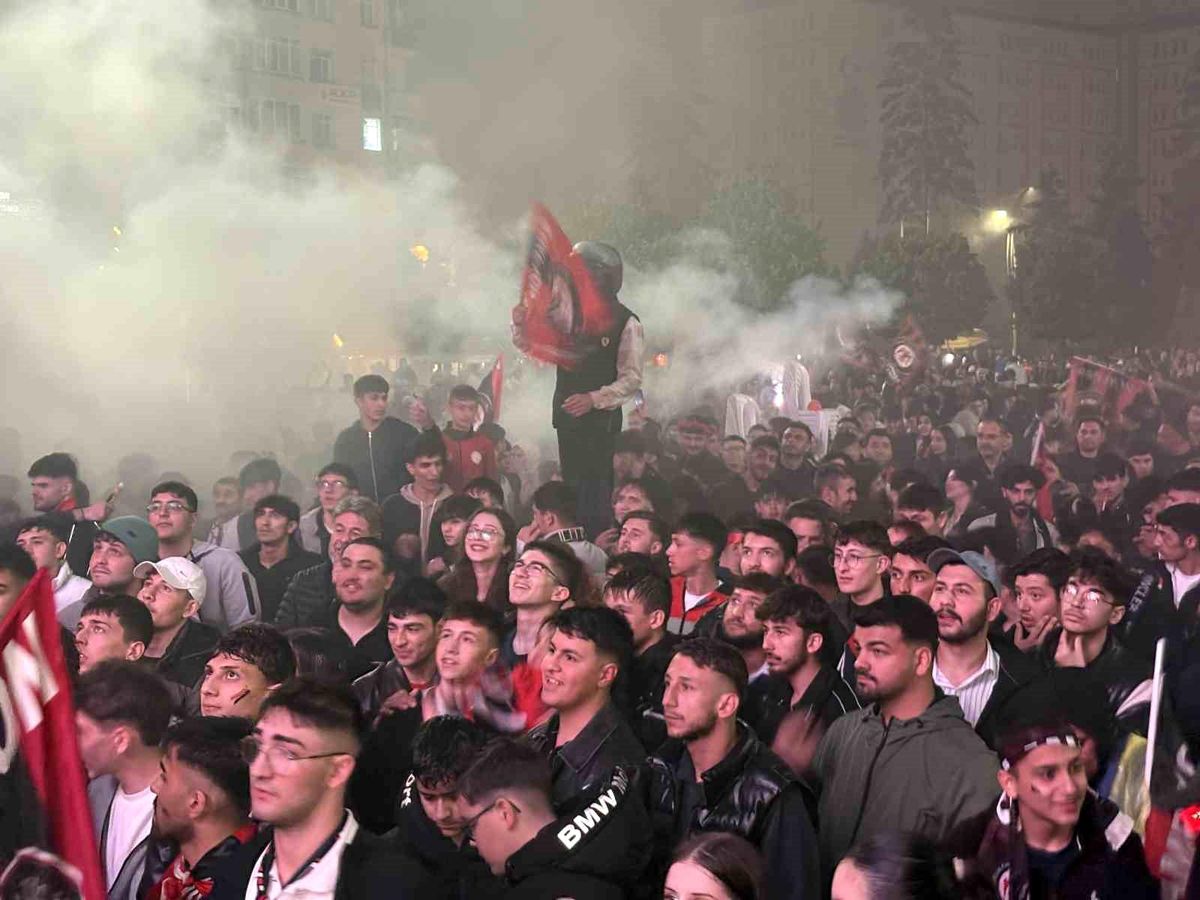 Çorum FK Süper Lig\'e Yükseldi