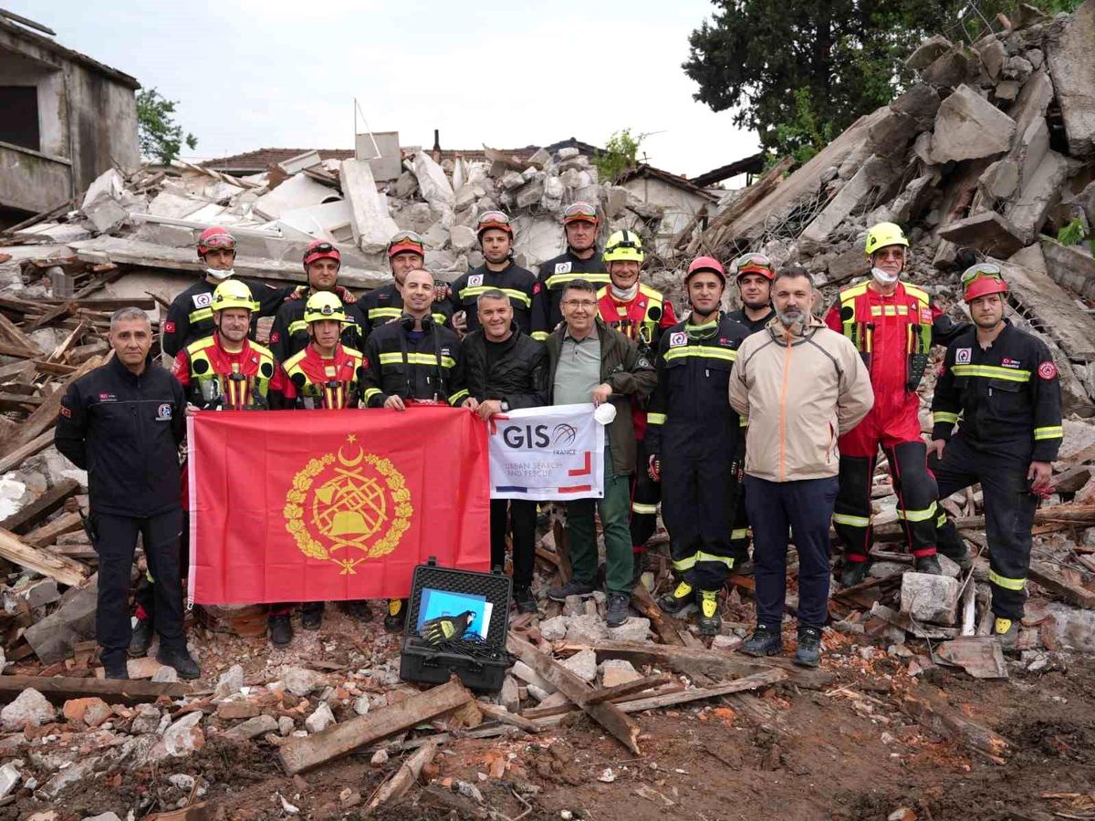 Düzce İtfaiyesi\'ne Fransa\'dan arama kurtarma desteği