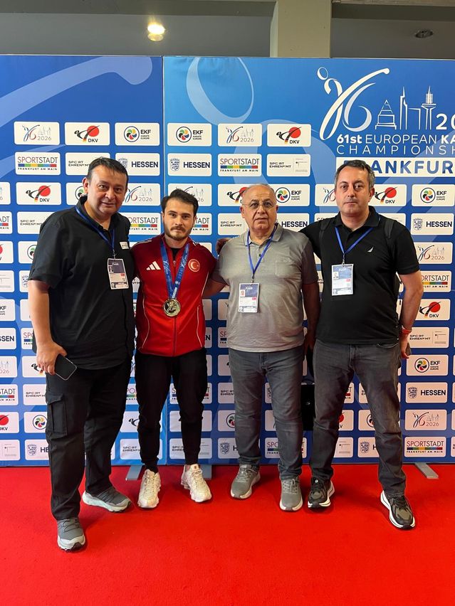 Enes Özdemir Altın Madalya Kazandı