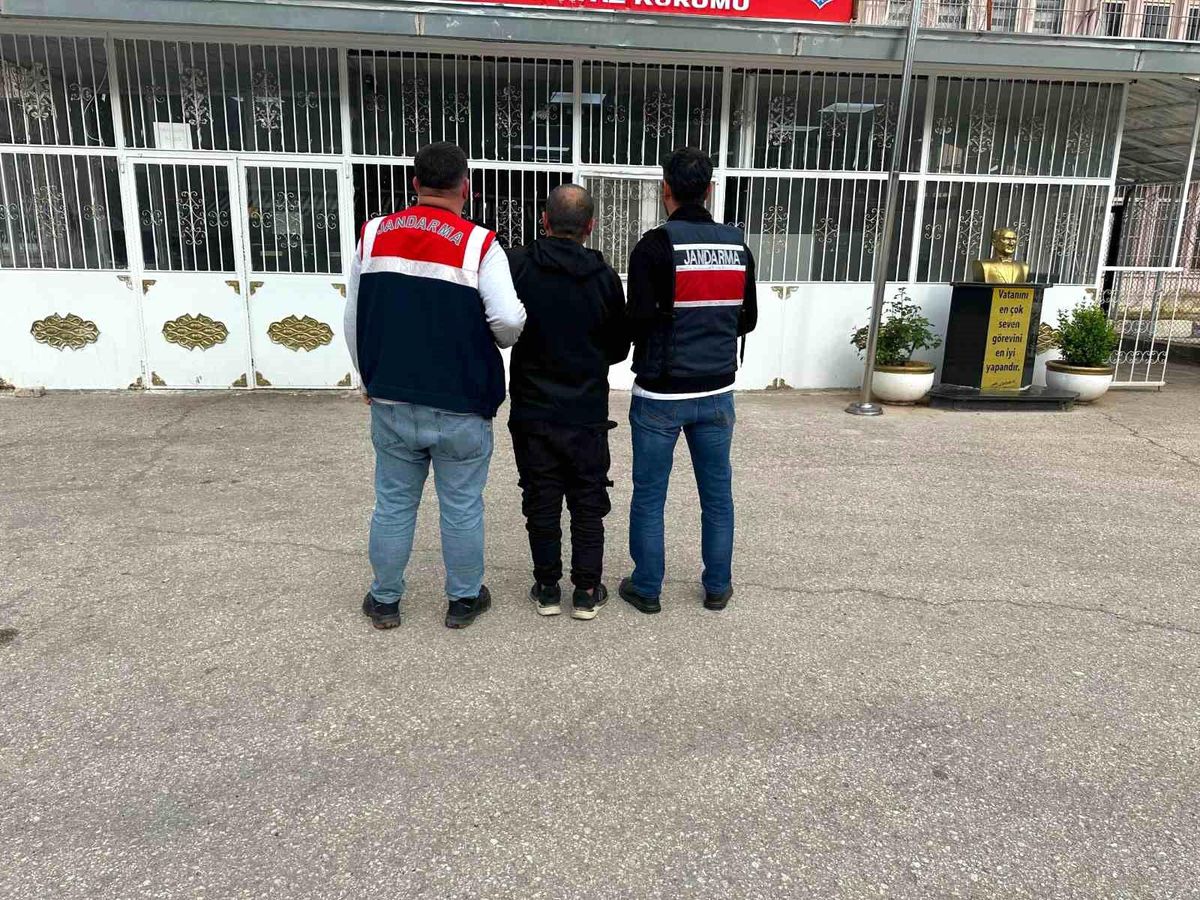 DEAŞ Finansörü 4 Kişi Yakalandı