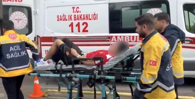 Kahta'da Bıçaklı Kavga: 4 Yaralı