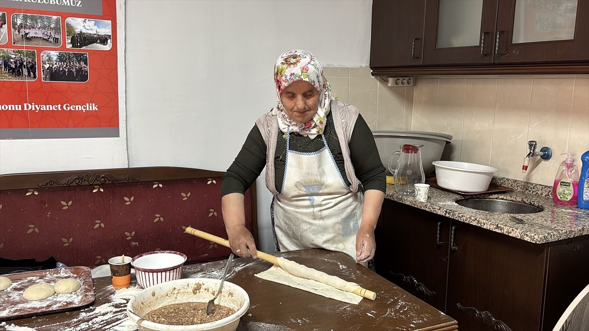 Kastamonu\'da Hayır Çarşısı Etkinliği