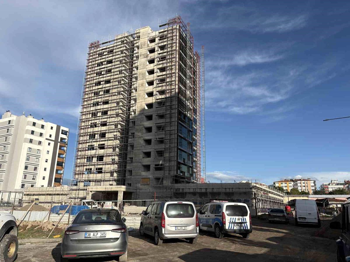 Kayseri\'de İnşaatta İşçi Hayatını Kaybetti