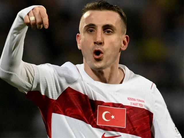 Kerem Aktürkoğlu sakatlandı mı, çapraz bağları koptu mu, Kerem Aktürkoğlu Dünya Kupasına yetişecek mi, Kerem Dünya Kupası kadrosundan çıkarıldı mı?