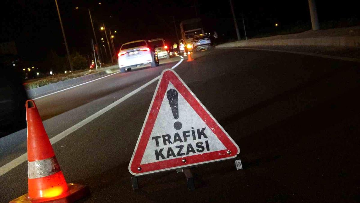 Kilis\'te Trafik Kazası: İki Yaralı