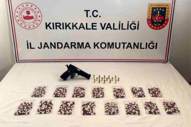 Kırıkkale'de Hap Operasyonu: 754 Ele Geçirildi