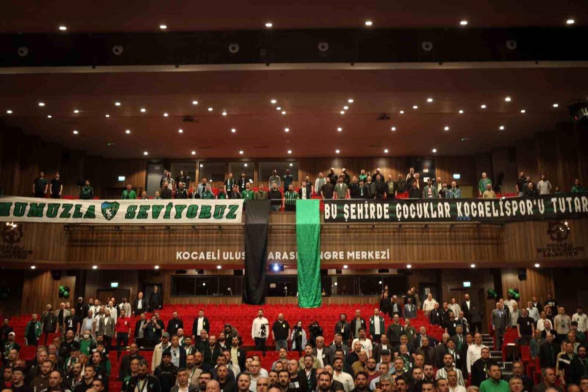 Kocaelispor\'un Kongresinde Borcu Açıklandı