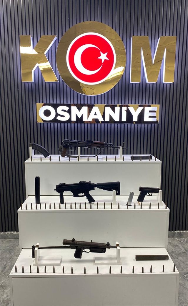 Osmaniye'de 3 Şüpheli Silahlarla Tutuklandı