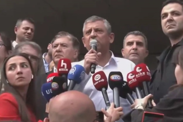 Özel'den Kılıçdaroğlu'na gönderme: Herkes kendisine yakışanı yapıyor