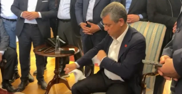 Özel'den Kılıçdaroğlu'na gönderme: Herkes kendisine yakışanı yapıyor