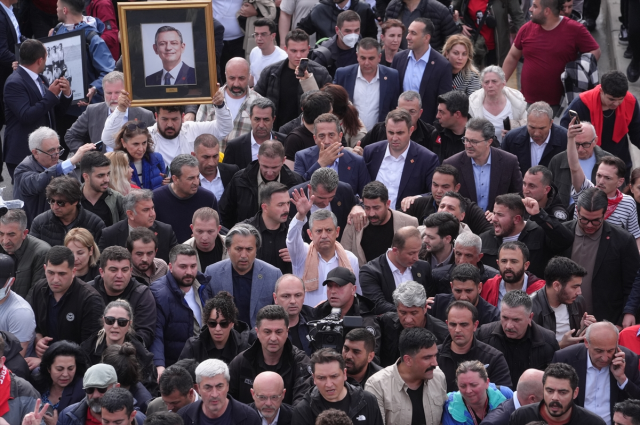 Özgür Özel'in TBMM yürüyüşüne başsavcılıktan soruşturma