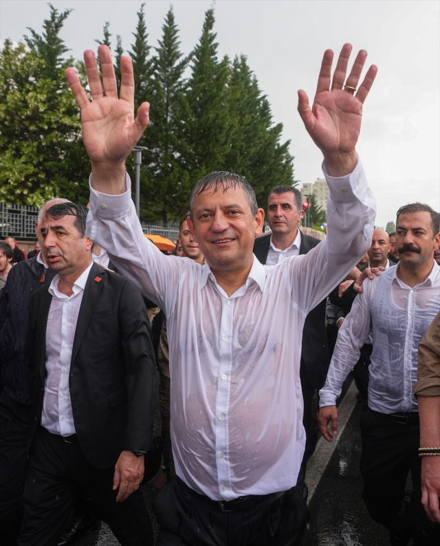 Özgür Özel'in TBMM yürüyüşüne başsavcılıktan soruşturma
