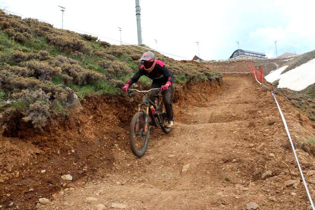 Downhill Türkiye Şampiyonası Erzurum'da