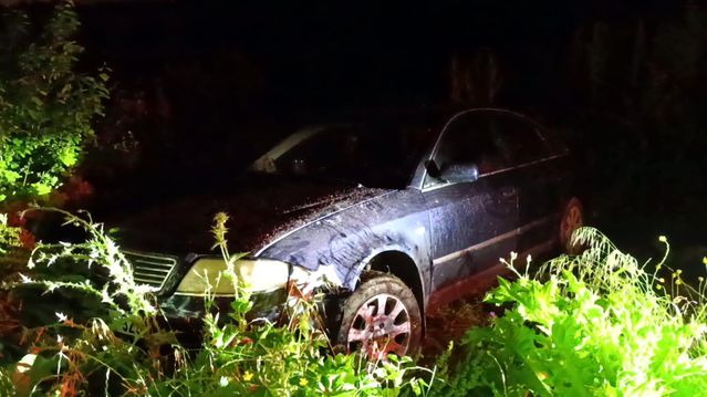İnegöl'de Otomobil Tarlaya Uçtu