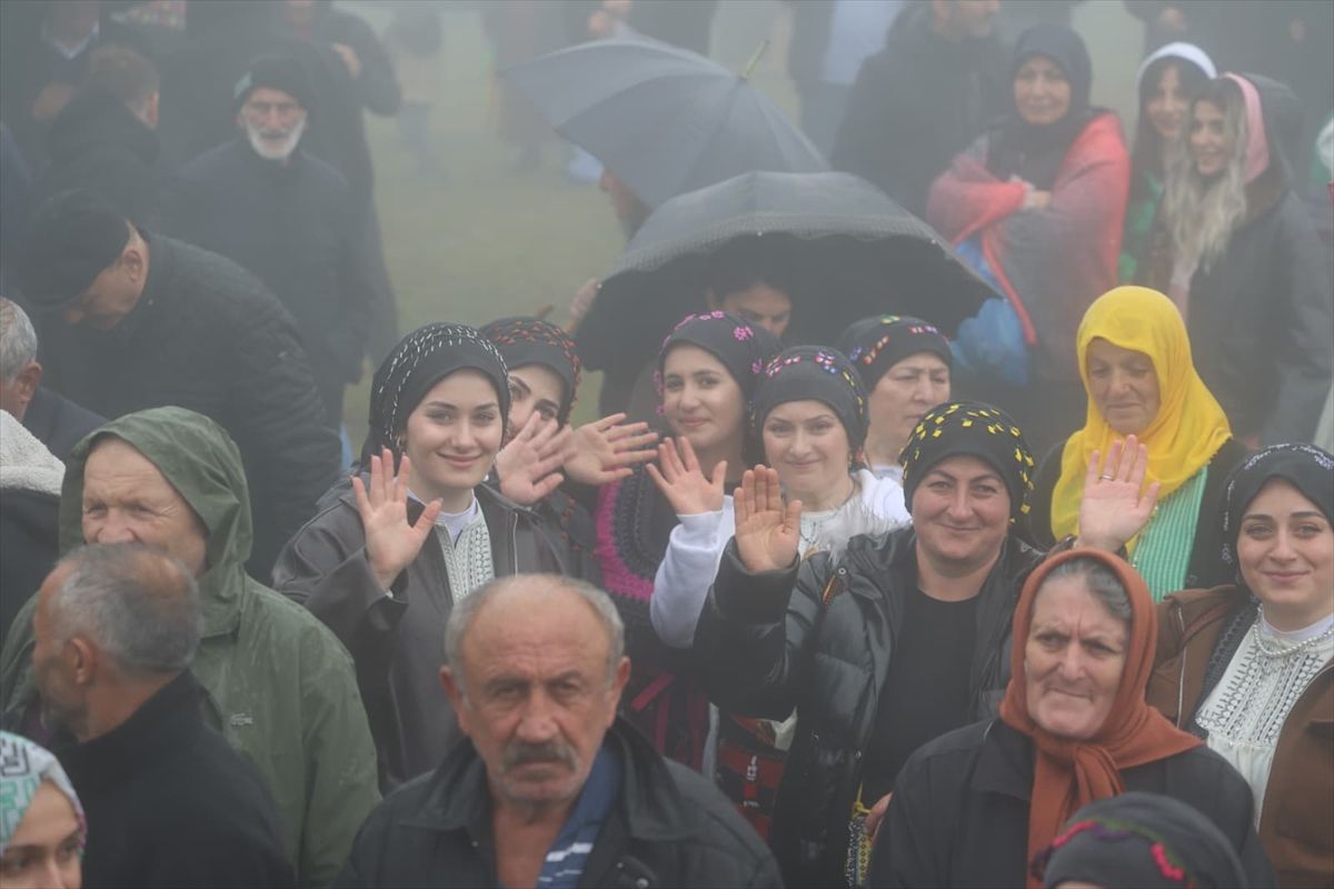 Vakfıkebir\'de Bahar Şenliği Coşkusu