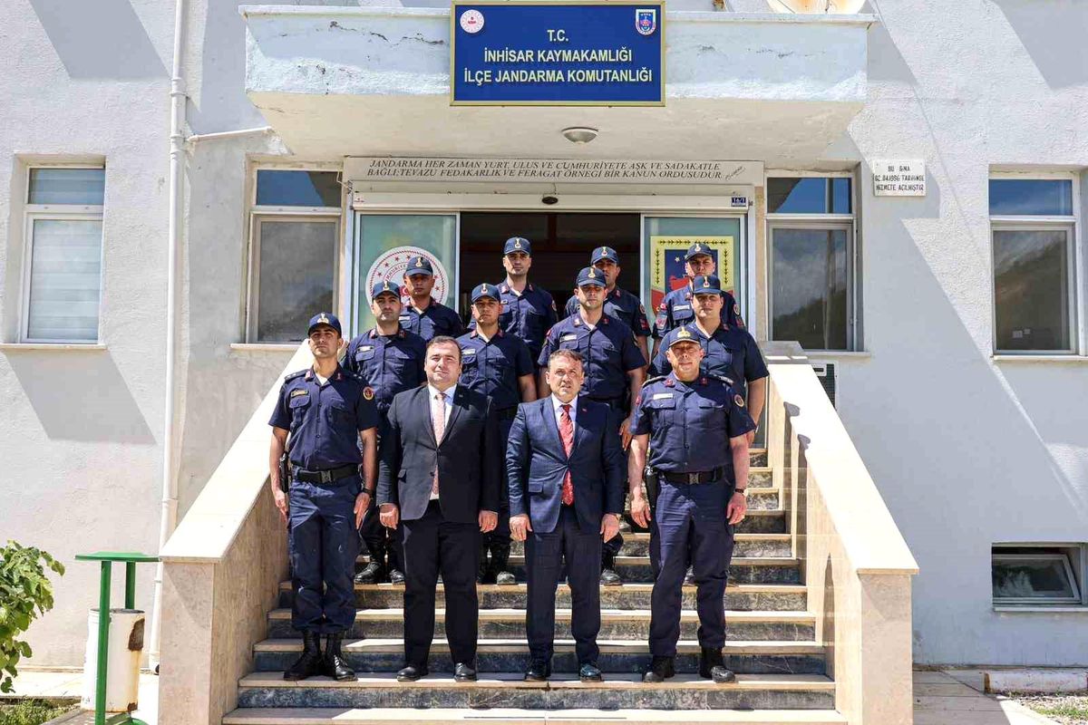 Vali Sözer Jandarma ile Bayramlaştı