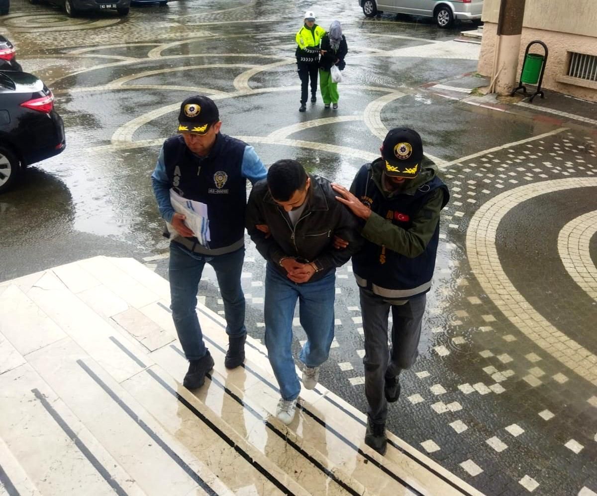 Akşehir\'de Kaçak Sigara Operasyonu