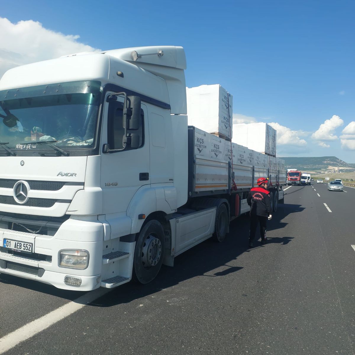 TIR kazasında sürücü hayatını kaybetti