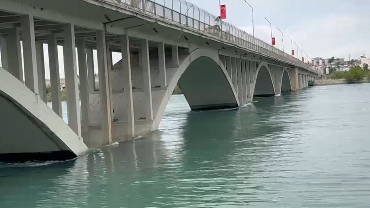 Fırat Nehri\'nde Su Seviyesi Yükseldi