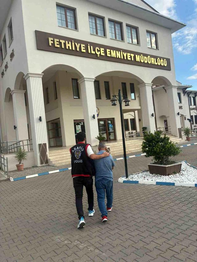 Fethiye'de İki Kardeş Hapis Cezaevi'ne Gönderildi
